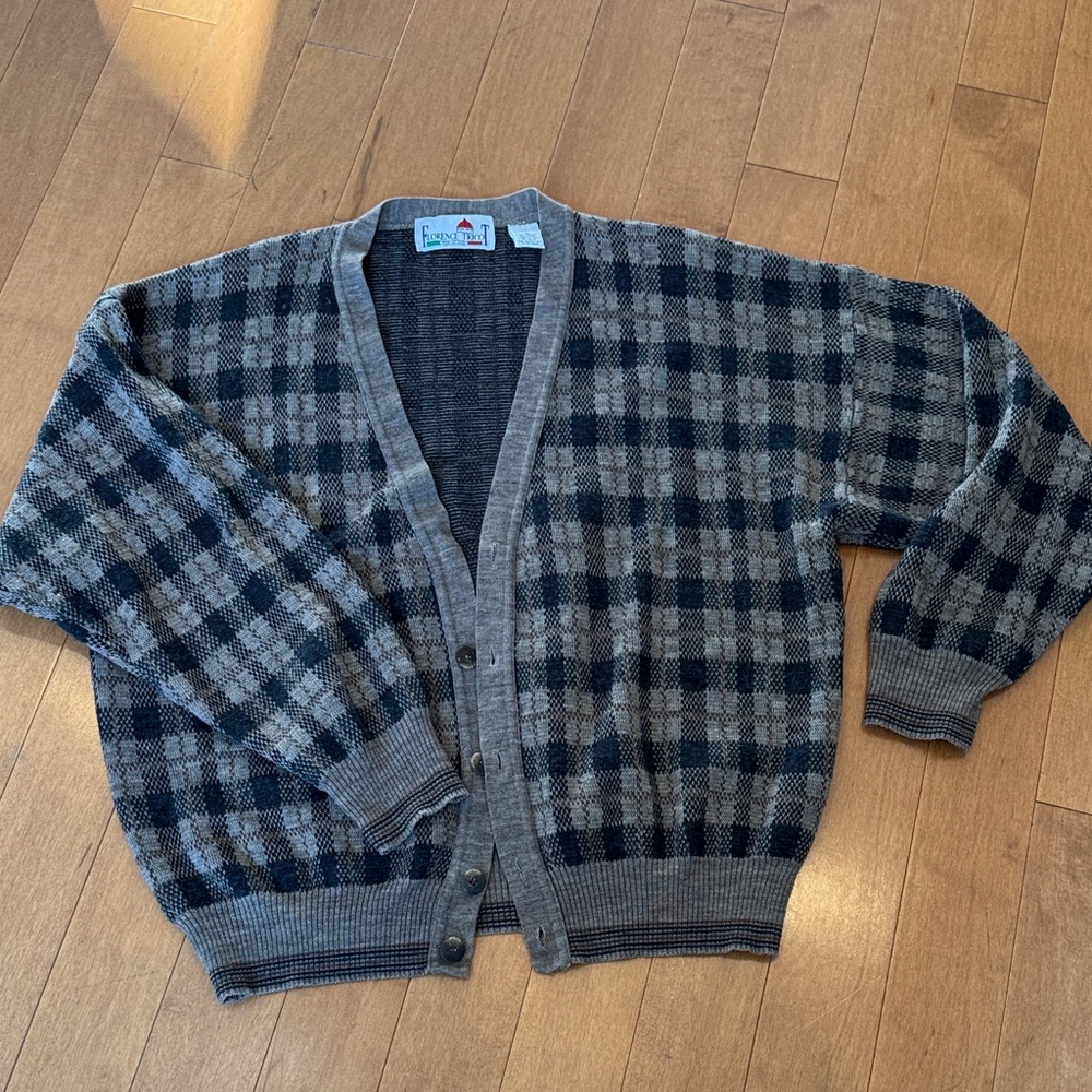 Florence Tricot Vintage Checkered Sweater in Large